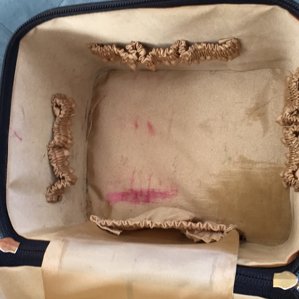 Cosmetic bag - Picture 9 of 9